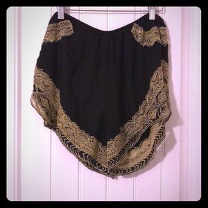 Jens pirate Booty Tango Shorts